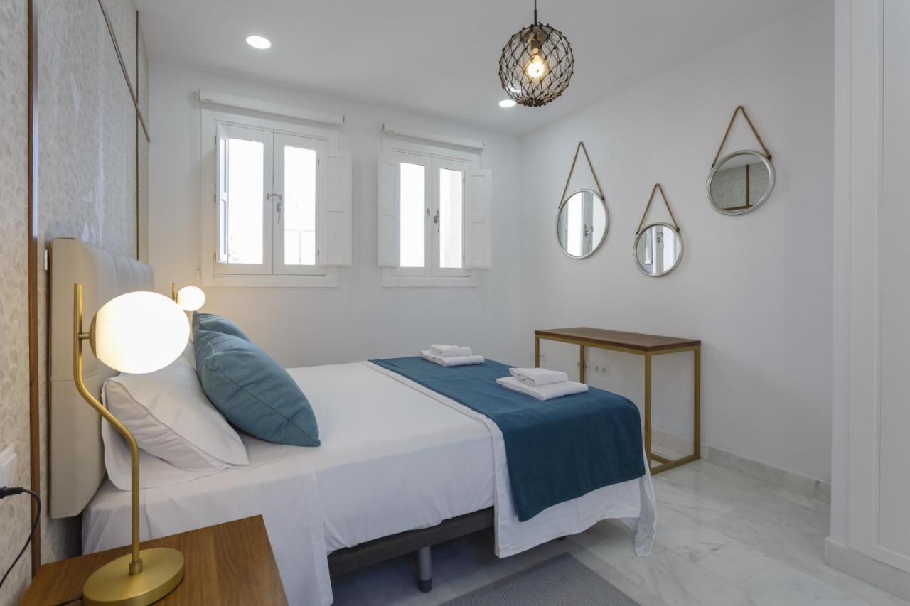 Apartamentos La Brujula By Cadizrentals מראה חיצוני תמונה