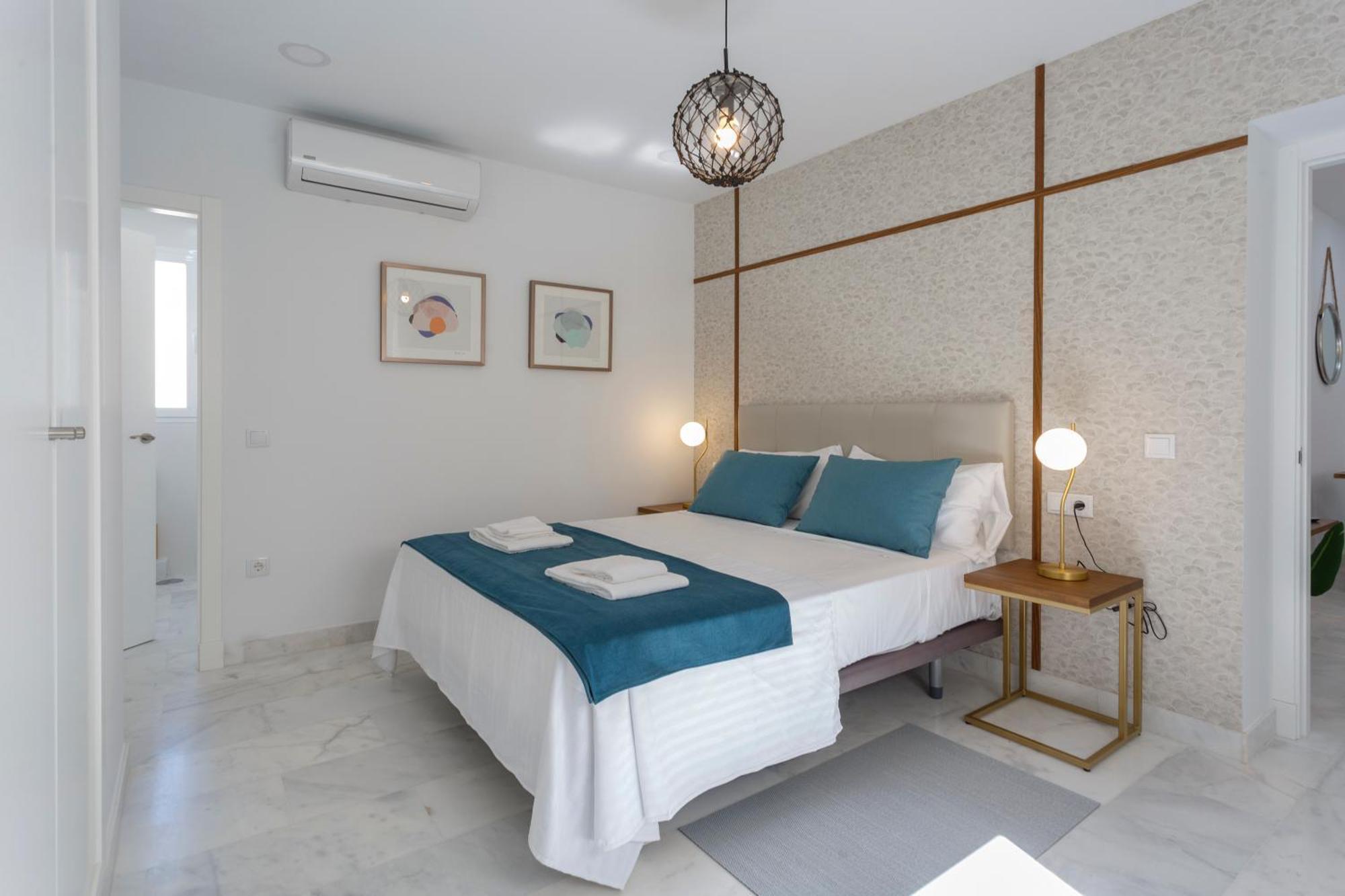 Apartamentos La Brujula By Cadizrentals מראה חיצוני תמונה